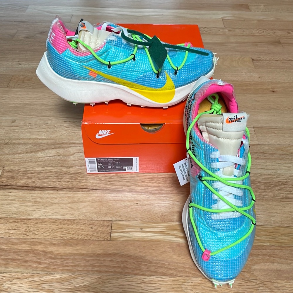 Nike x Off-White Women’s Vapor Street size 11